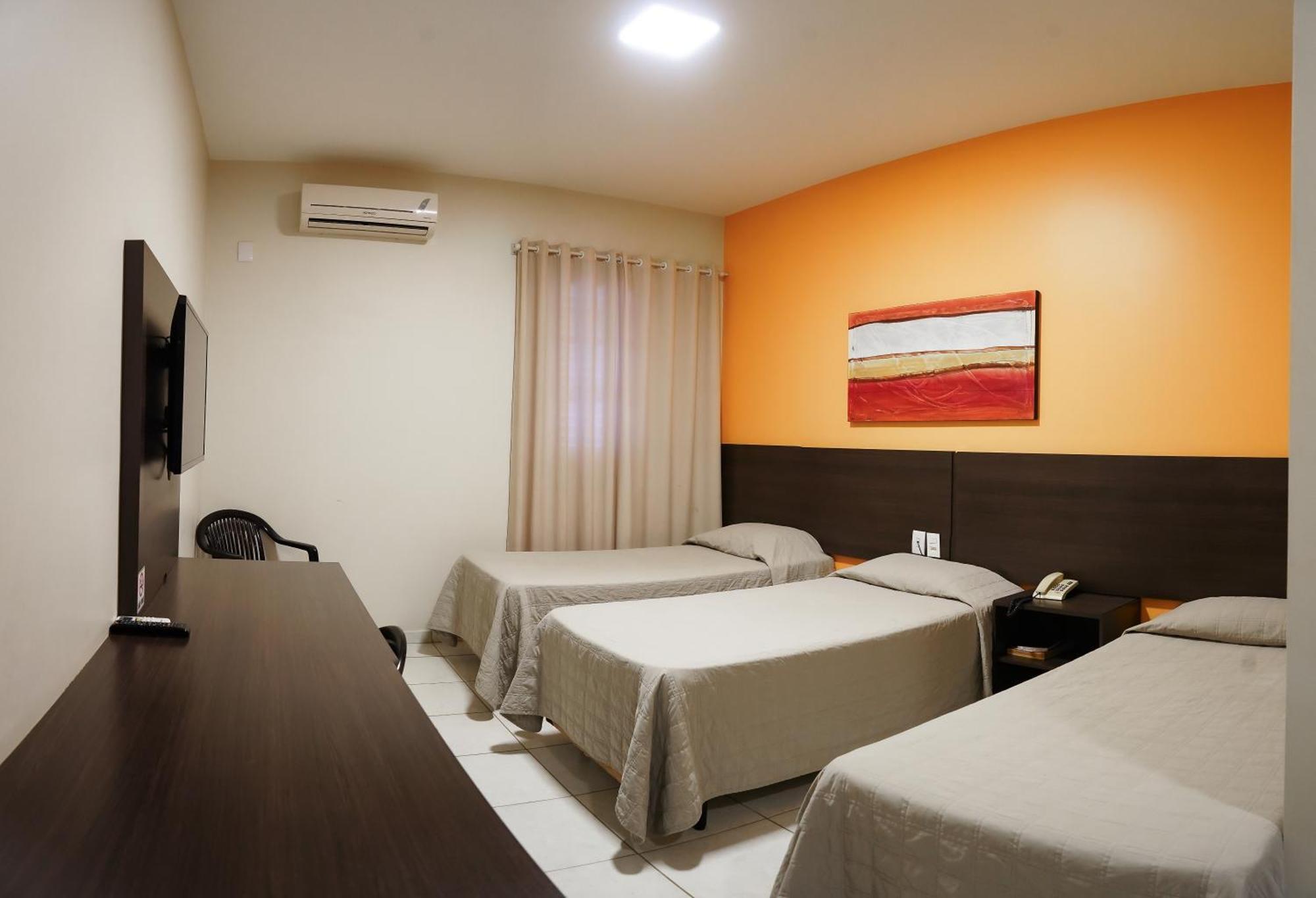 Attie Park Hotel Uberlândia Exteriör bild