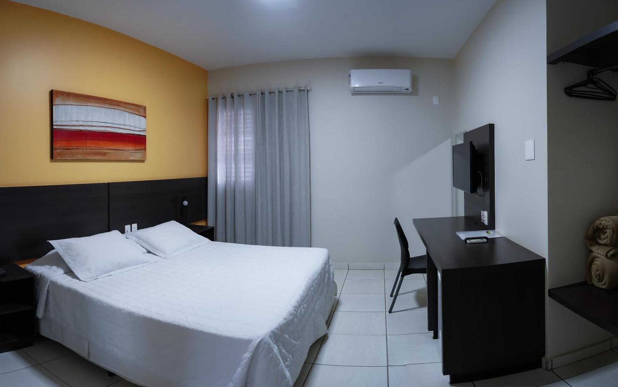 Attie Park Hotel Uberlândia Exteriör bild